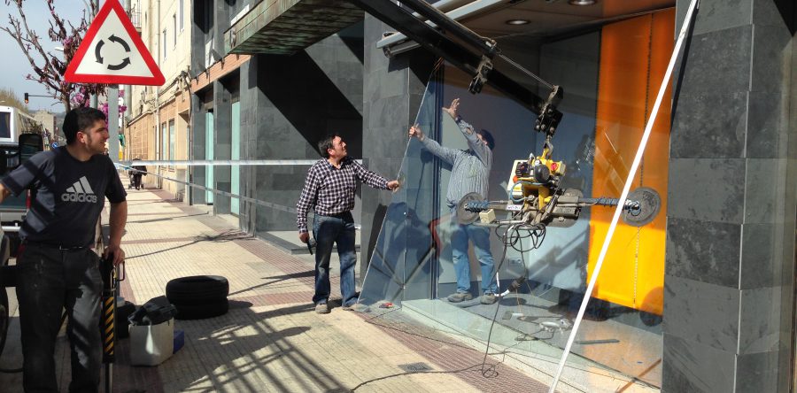 2005 FRAGA – COMERCIO – CORINTO