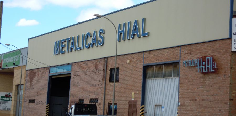 2005 FRAGA – NAVE INDUSTRIAL – HIAL