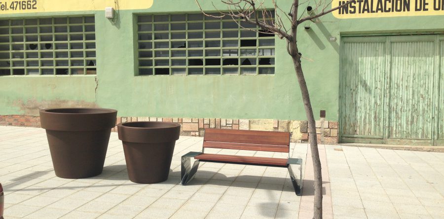 06 Fraga mobiliario urbano